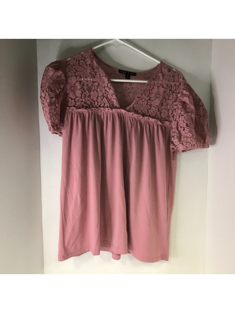 Como Black women's Blouse size Medium